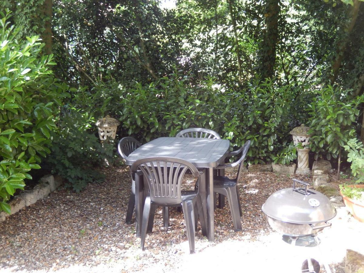 Le Gite Du Chene Rouvre Corbeil-Cerf Exteriör bild